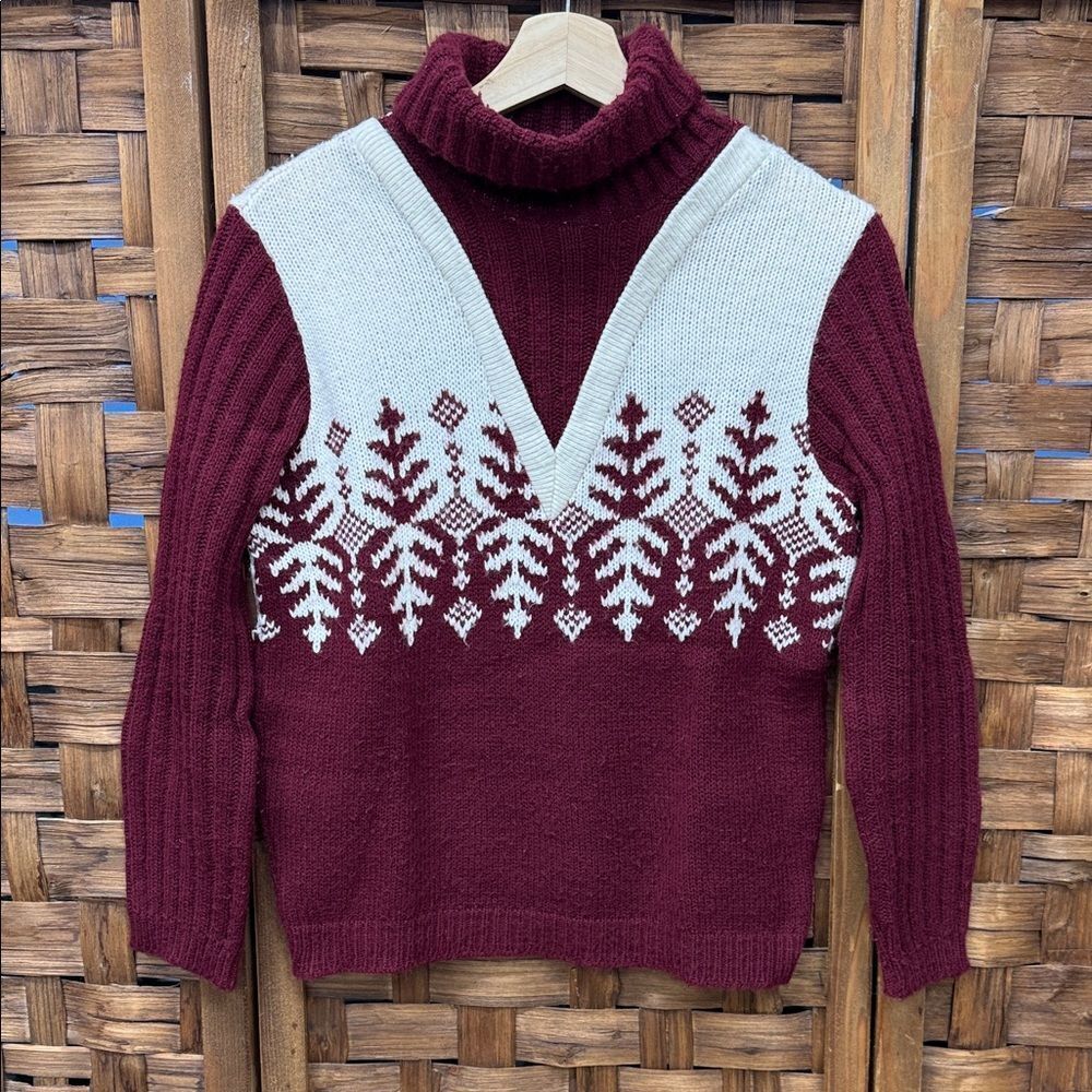 Unique Vintage Burgundy and White Turtleneck Sweater